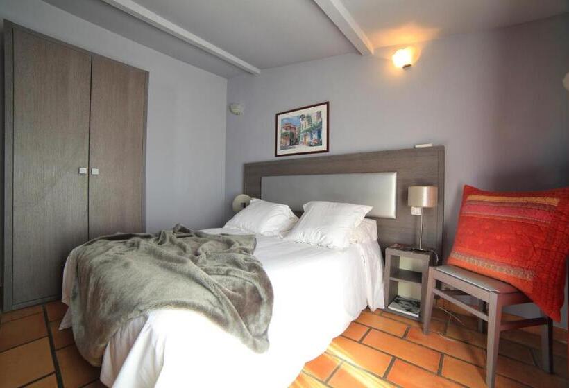 오두막, Le Mas Des Ecureuils