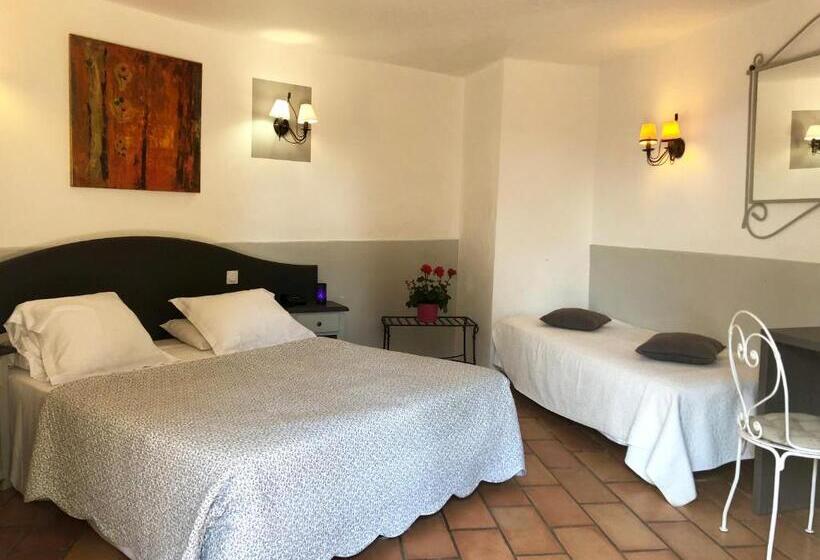 오두막, Le Mas Des Ecureuils