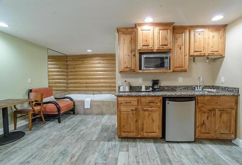 Стандартный Номер Кровать Кинг, Pioneer Lodge Zion National Park Springdale