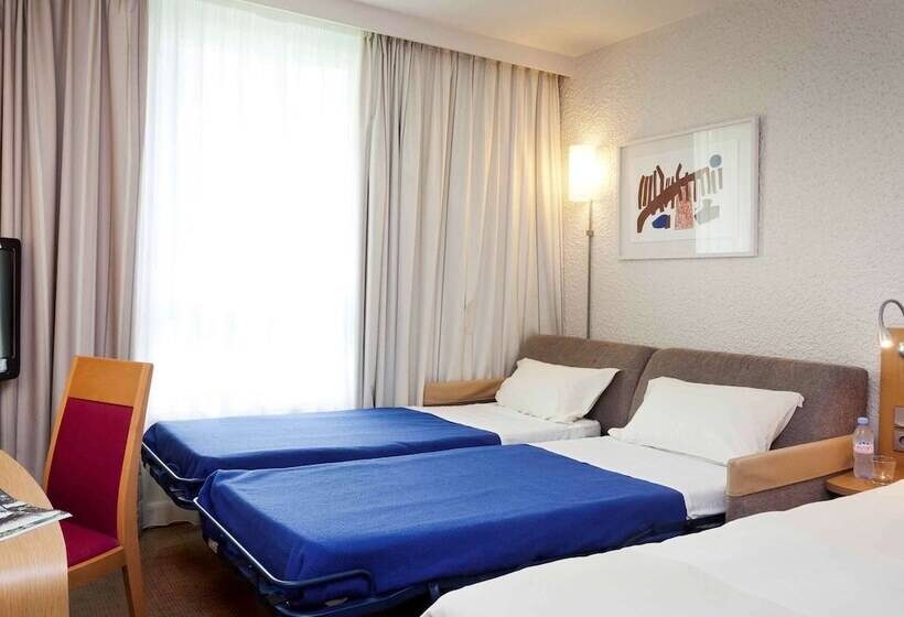 Номер Классика Двуспальная Кровать, Novotel Grenoble Centre