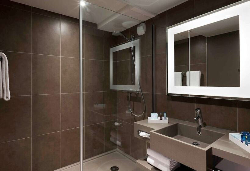 Номер Executive, Novotel Grenoble Centre