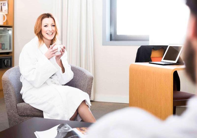 Номер Executive, Novotel Grenoble Centre