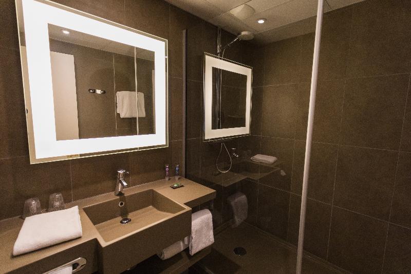 Номер Executive, Novotel Grenoble Centre