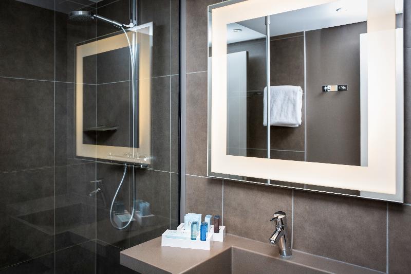 Номер Классика Двуспальная Кровать, Novotel Grenoble Centre