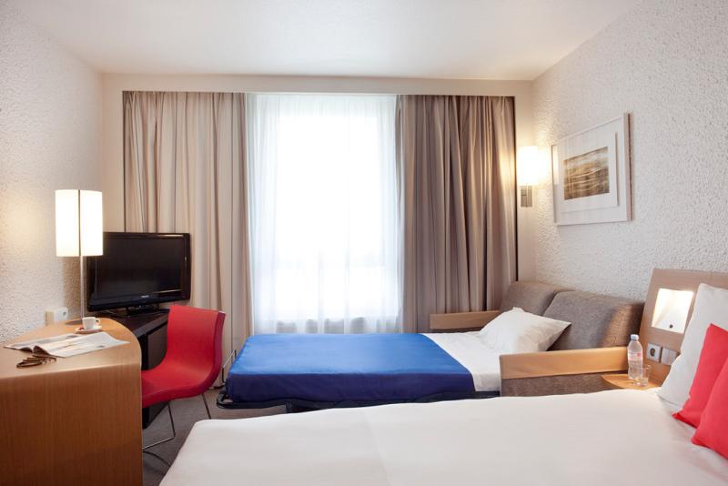 Номер Классика Двуспальная Кровать, Novotel Grenoble Centre