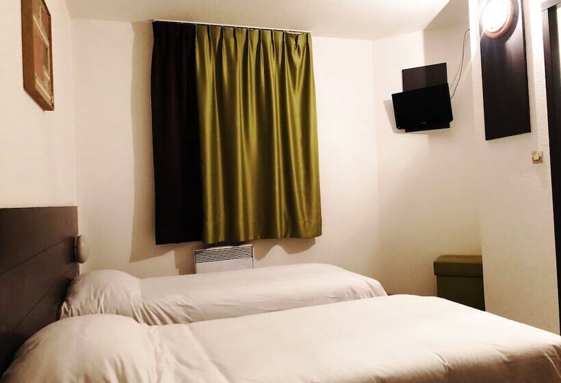 스탠다드 트리플 룸, Welcomotel Montelimar