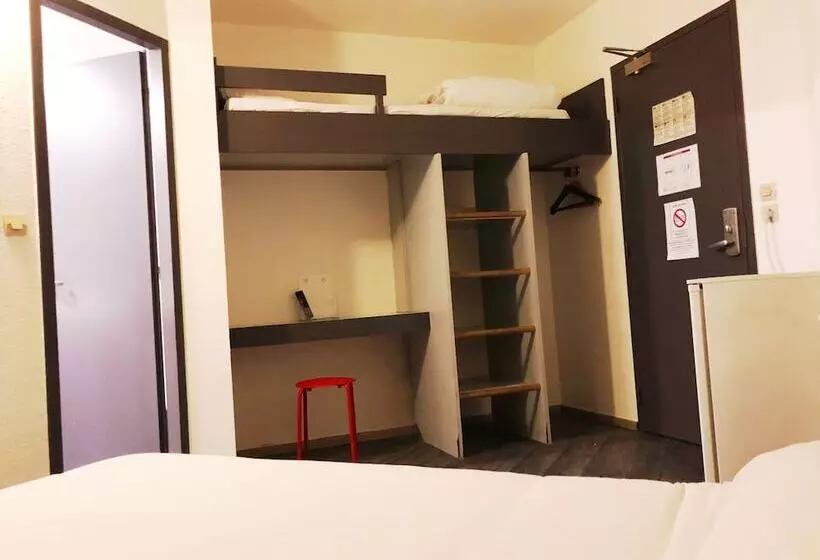 Camera Tripla Standard, Welcomotel Montelimar