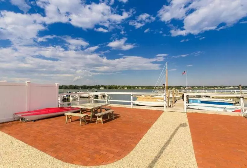 シングルデラックスルーム, Colonial Shores Resort