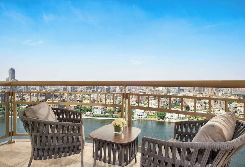 سوئیت پریمیوم, Sofitel Cairo Downtown Nile