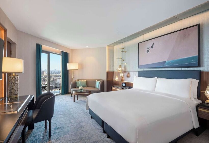 سوئیت پریمیوم, Sofitel Cairo Downtown Nile