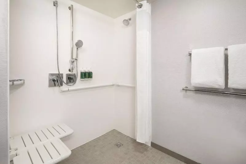 キングサイズベッドのスタンダードルーム, Courtyard By Marriott Palm Springs