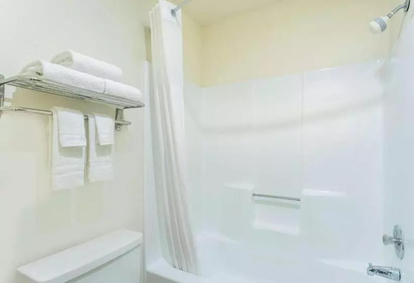 Standard-huone King-vuode, Days Inn By Wyndham Mesa East