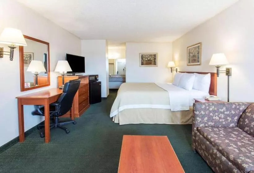 Standard-huone King-vuode, Days Inn By Wyndham Mesa East