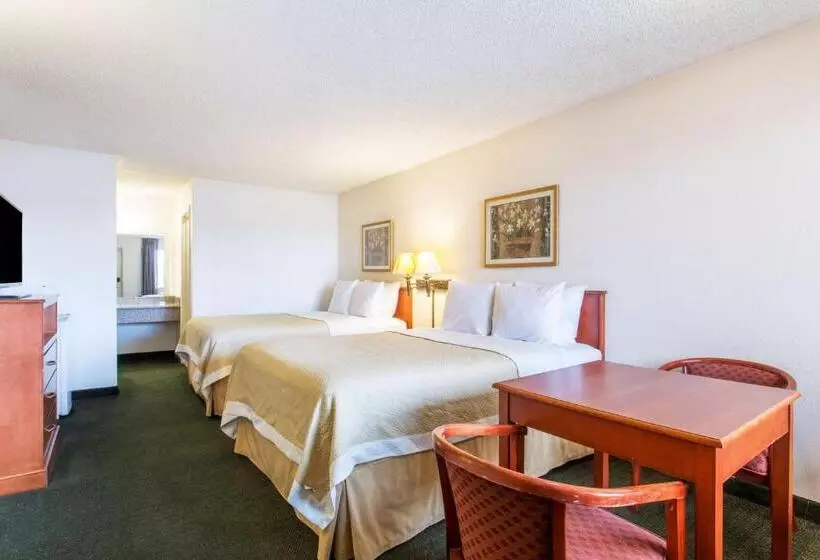 Standard-huone, Days Inn By Wyndham Mesa East