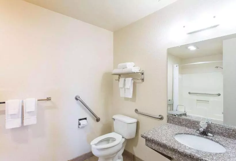 Standard-invahuone, Days Inn By Wyndham Mesa East