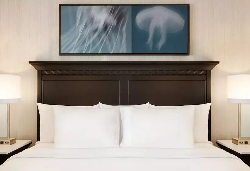 身障者適用スイートルーム, Embassy Suites By Hilton Monterey Bay Seaside
