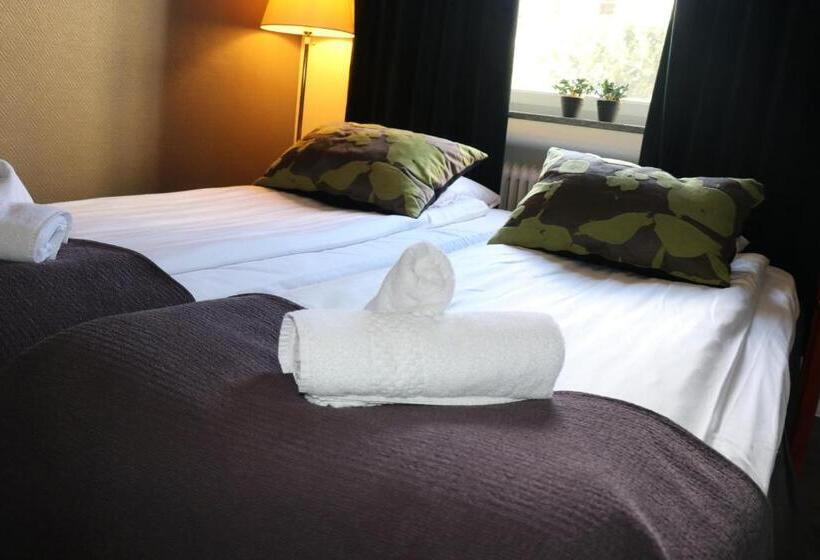 غرفة قياسية, L Drott