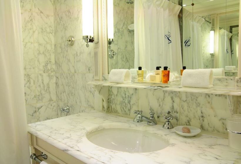 Executive Room, Luxembourg Parc
