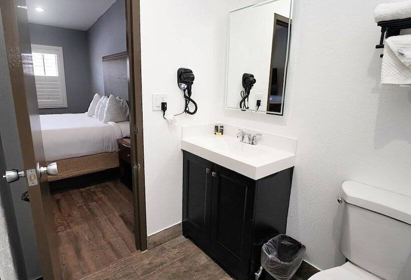 غرفة قياسية سرير كينج, Seaside Inn & Suites