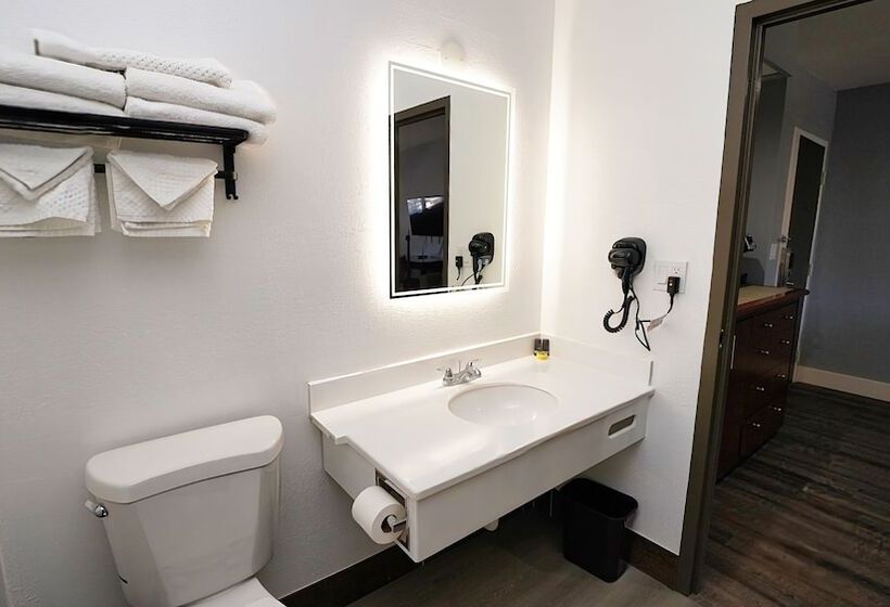 غرفة قياسية سرير كينج, Seaside Inn & Suites