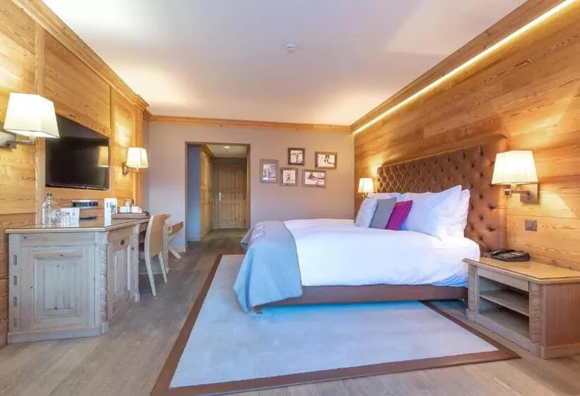 Superior Room, Royal