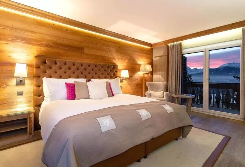 Deluxe Room, Royal