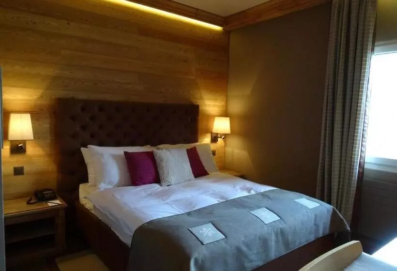 Standard Room, Royal