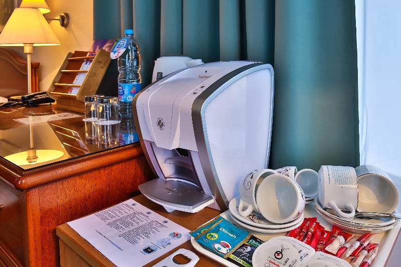 اتاق سوپریور, St. Barbara