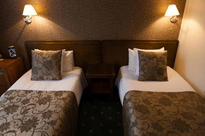 اتاق استاندارد, St. Barbara