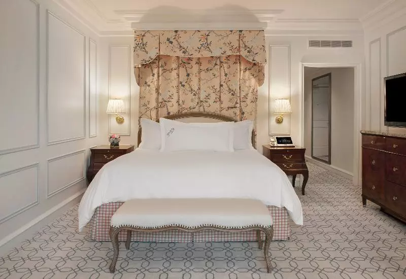 デラックスルーム, The Peninsula Beverly Hills
