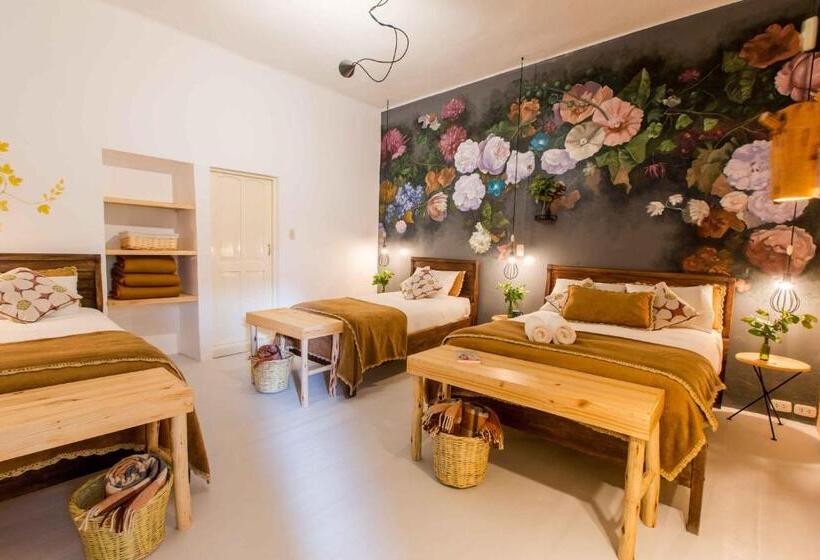 Camera Quadrupla Standard, Niños Hotel Meloc