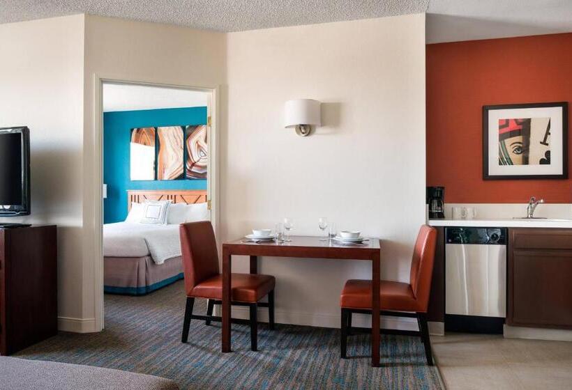 Люкс Вид на Город, Residence Inn By Marriott Las Vegas Hughes Center