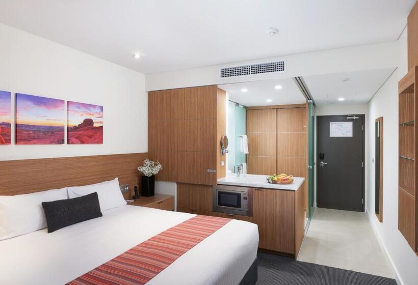 行政房间, Country Comfort Perth
