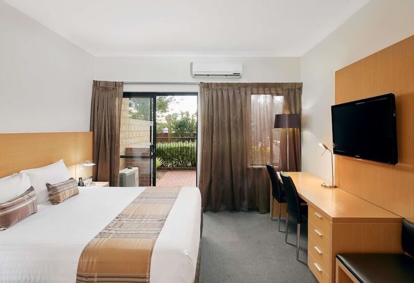 带大床的豪华间, Country Comfort Perth