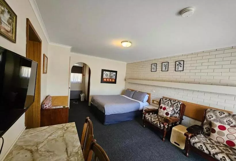 ファミリールーム, Alfred Motor Inn