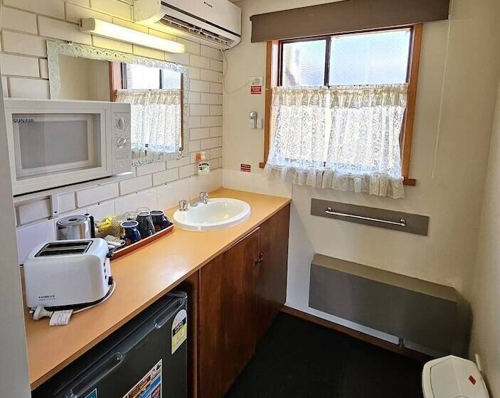 이그제큐티브 룸, Alfred Motor Inn