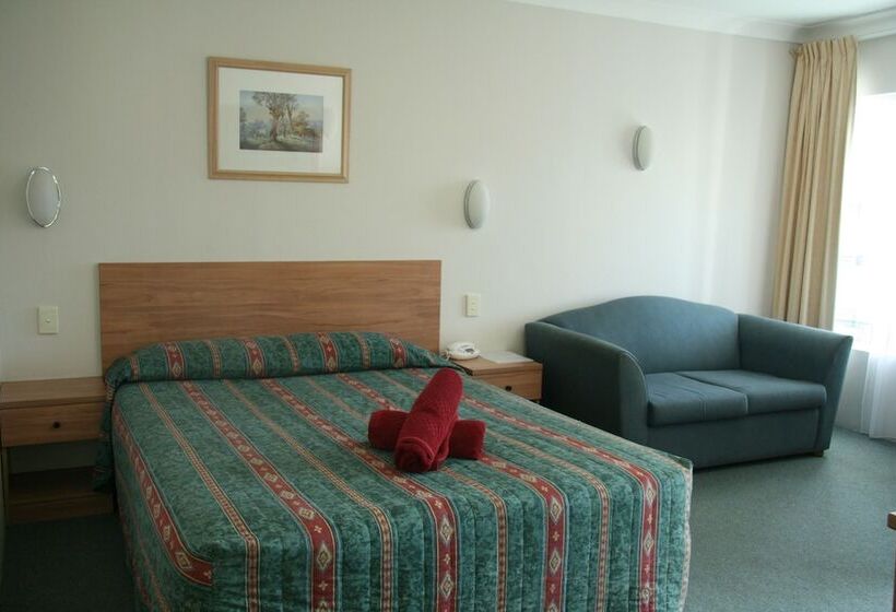 חדר סטנדרט, Colonial Court Motor Inn