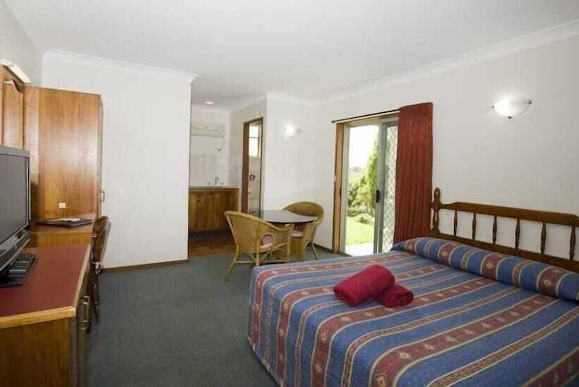 חדר סטנדרט, Colonial Court Motor Inn