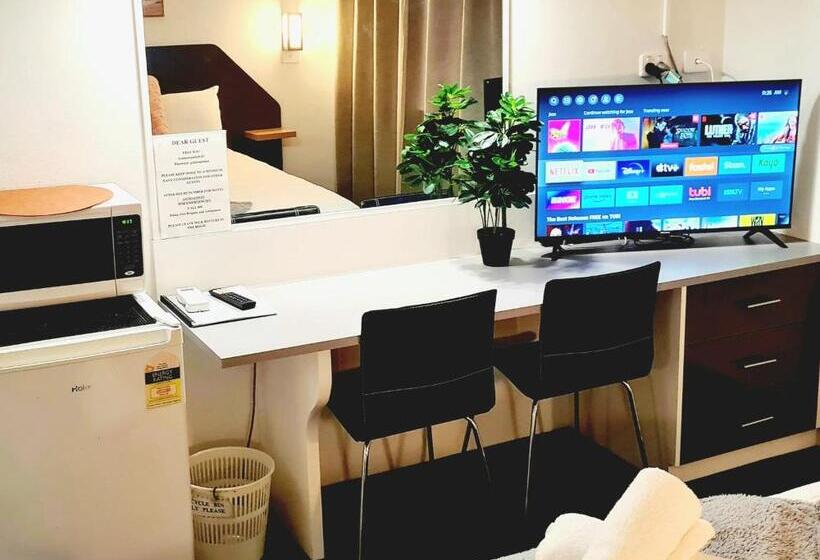 חדר סטנדרט, Golden Sands Motor Inn