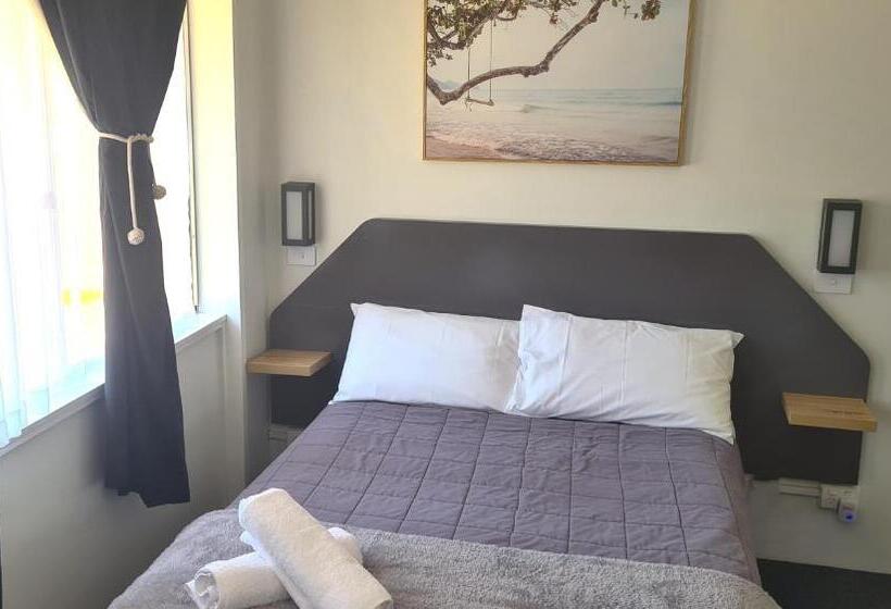 חדר אקונומי, Golden Sands Motor Inn