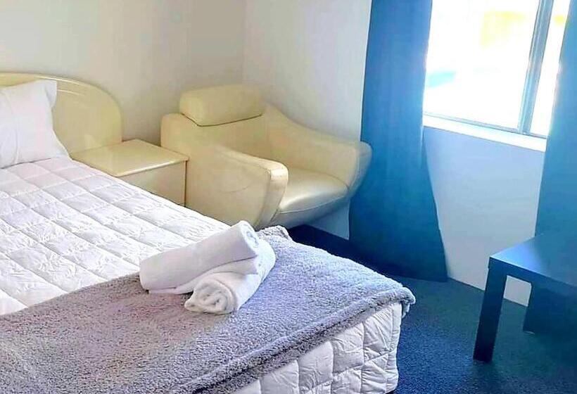 带1个卧室的带阳台的公寓, Golden Sands Motor Inn