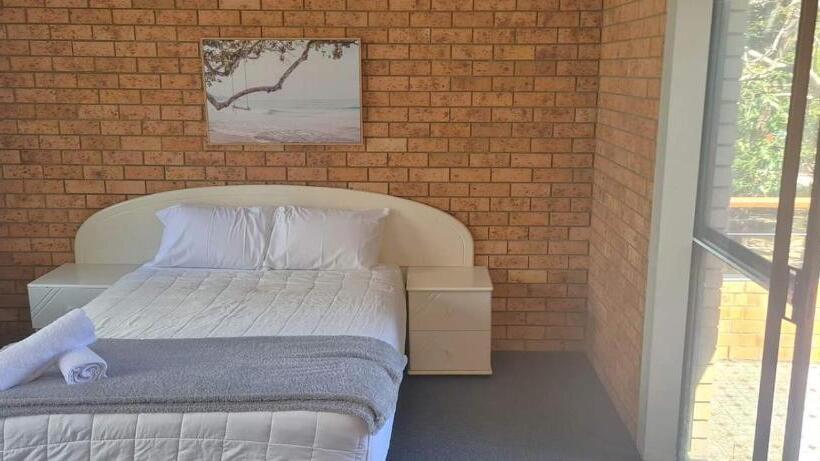 דירה בת חדר שינה 1 עם מרפסת, Golden Sands Motor Inn