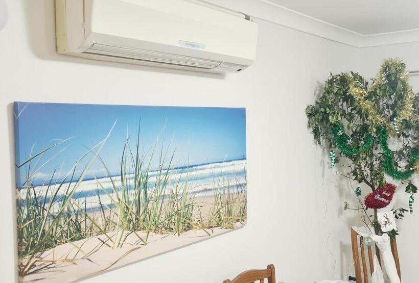 דירה בת חדר שינה 1 עם מרפסת, Golden Sands Motor Inn