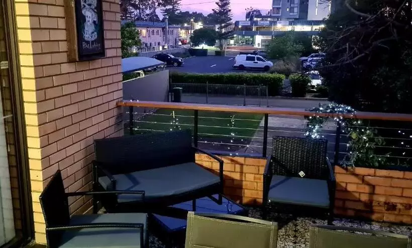 バルコニー付き１ベッドルームアパートメント, Golden Sands Motor Inn