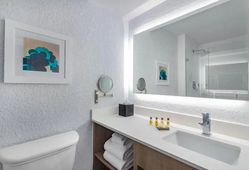 Standard Room with Views