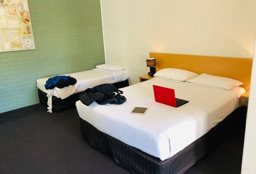 Номер Стандарт, Campbelltown Colonial Motor Inn