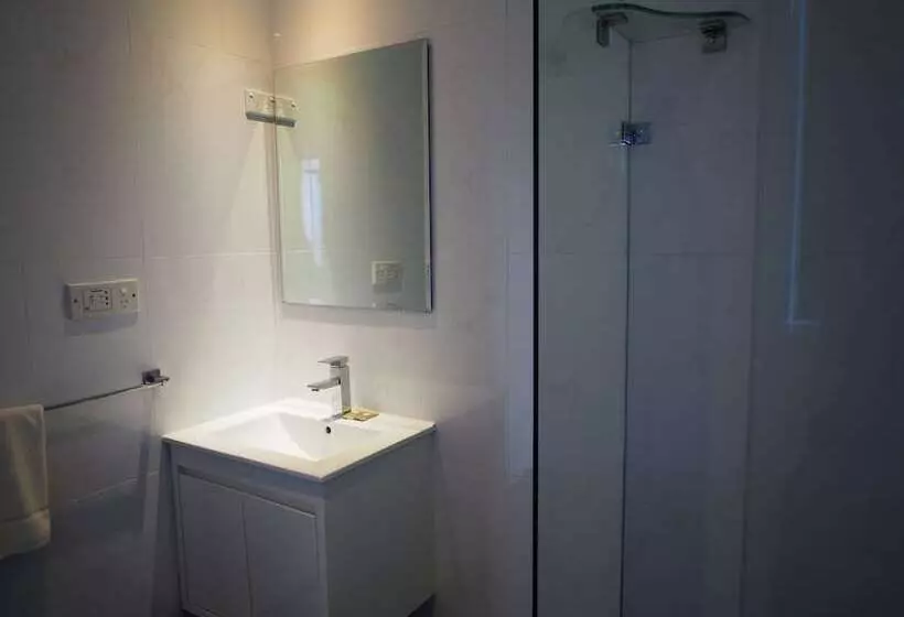 デラックスの４人部屋, Gardenlodge Sydney