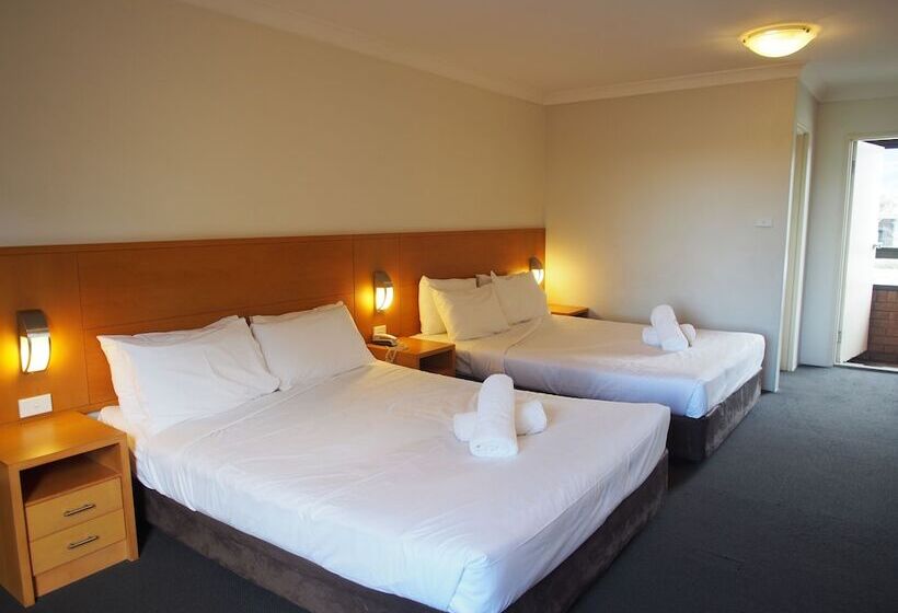 اتاق لوکس چهار تخته, Gardenlodge Sydney