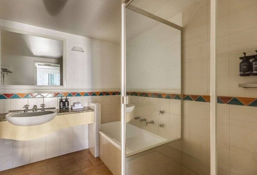 침실 1개 아파트, Mantra Crown Towers