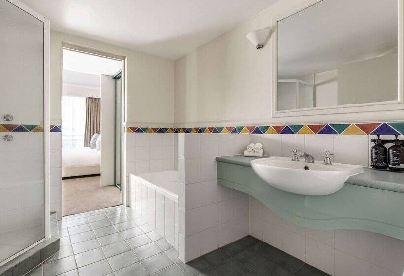 침실 2개 아파트, Mantra Crown Towers